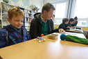Den otevench dve