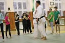 V tlocviku