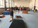 V tlocviku